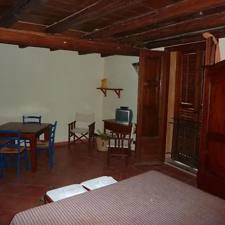 Corte Dei Greci Bed and Breakfast 3*