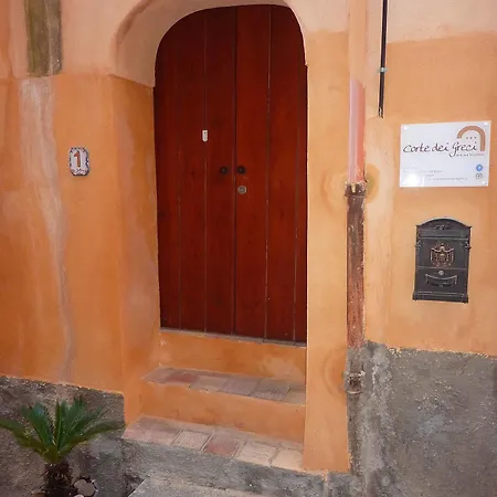 Bed and Breakfast Corte Dei Greci 3*